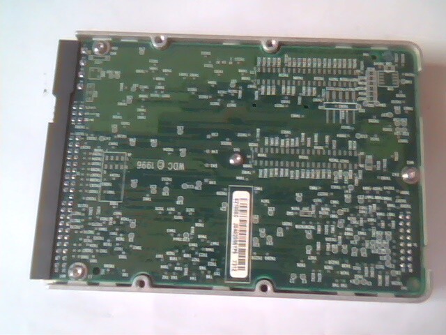 Hard Disk Drive IDE Western Digital Caviar 22100 WDAC22100-18H 99-004219-008 - image 5