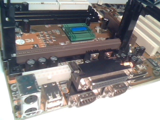 Pentium Motherboard Slot1 RedFox LX-6XP2 Rev:B2 LX6X P3 Intel 371EB ITE IT8679F - image 2