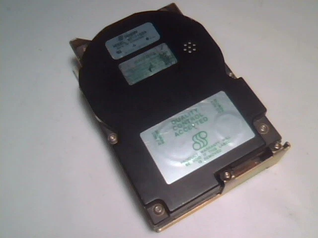 Hard Drive IDE Disk Seagate ST-1102A 903011-004 5.0 5.D IDE ATA PATA vintage